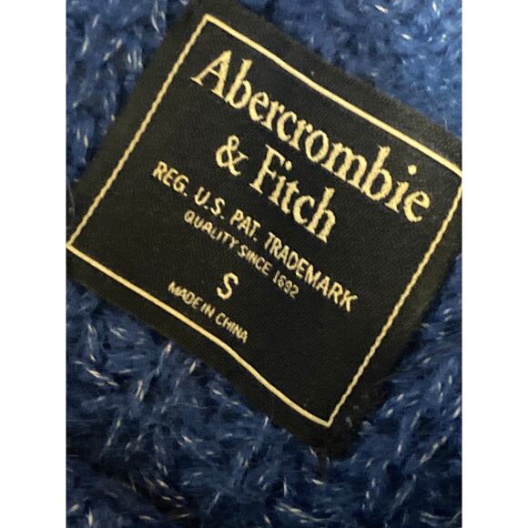 Abercrombie & Fitch Women's Blue Long Sleeve Crew Neck Pullover Sweater Top S - Picture 4 of 5